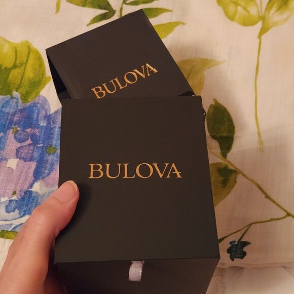 BRAND NEW Men's Bulova Classic Sutton Watch w/Diamond accents!! - Picture 10 of 12